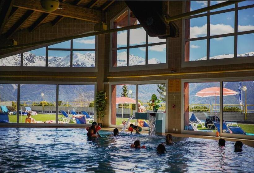 هتل Des Bains D Ovronnaz