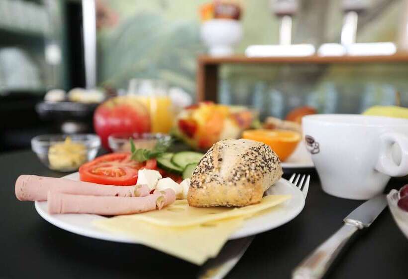Отель Engel Liestal Business & Lifestyle