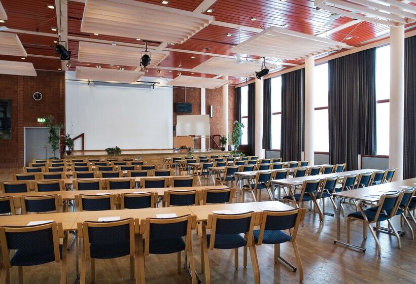 First Hotel Statt