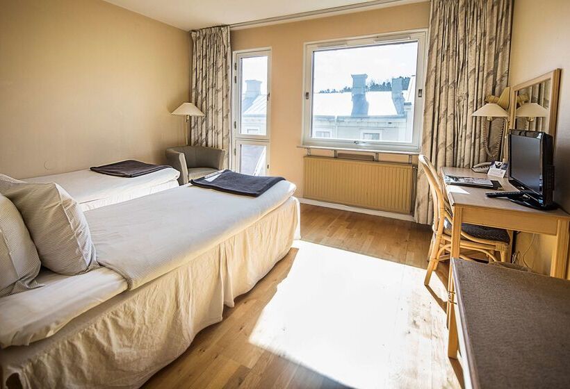 First Hotel Statt