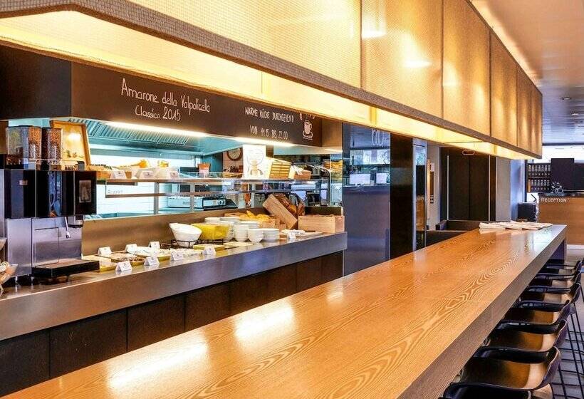 Hotell Ibis Zurich Adliswil