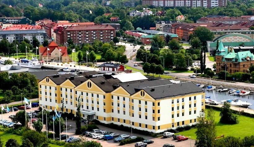 בית מלון כפרי Riverside