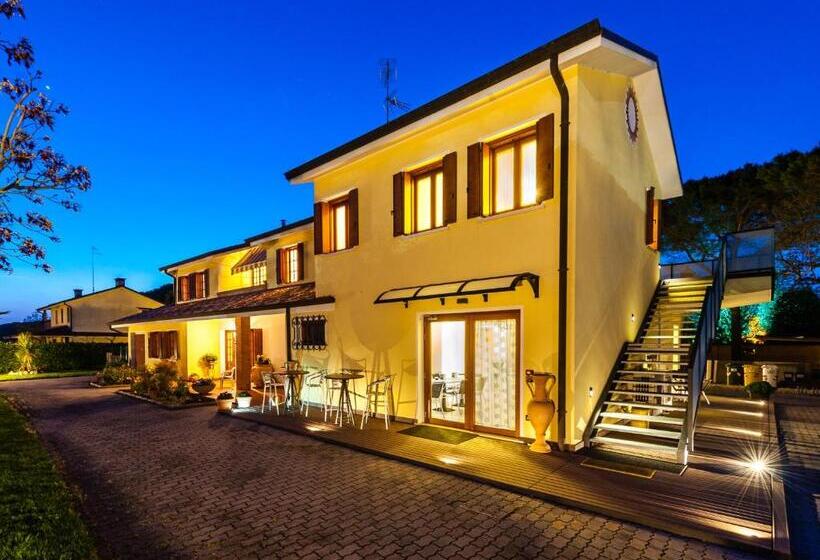 تختخواب و صبحانه Ca  Del Faro Bibione