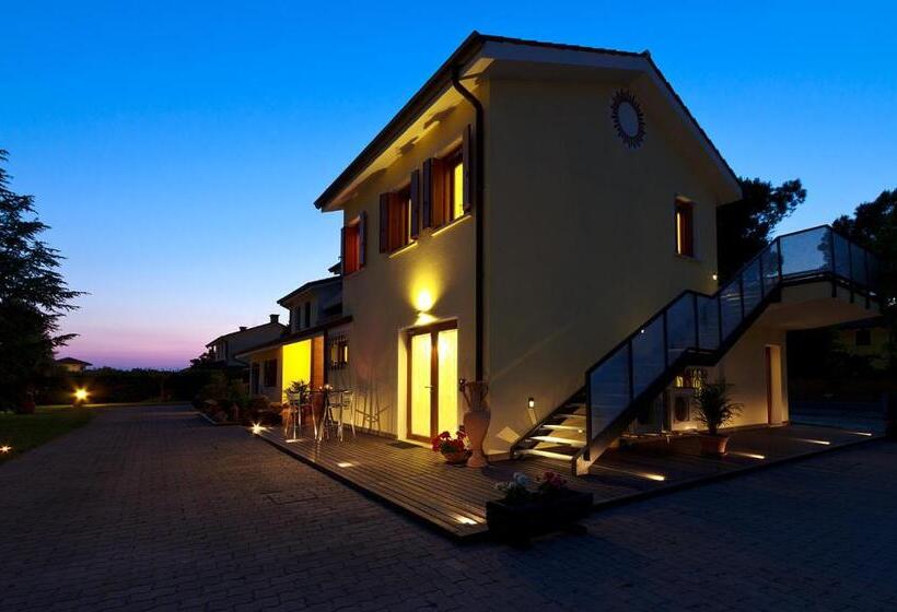 تختخواب و صبحانه Ca  Del Faro Bibione