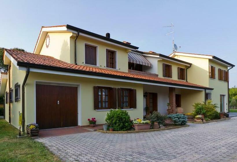 تختخواب و صبحانه Ca  Del Faro Bibione