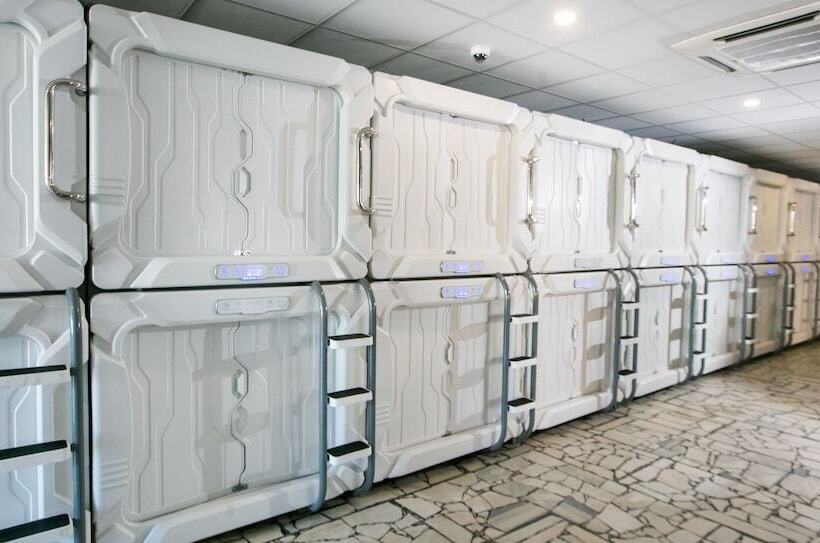Hostel Capslock