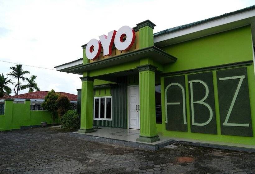 هتل Reddoorz Syariah Near Universitas Batanghari Jambi