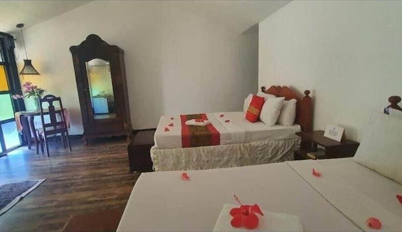 هتل Evangeline Beach Resort
