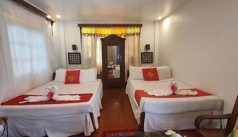 هتل Evangeline Beach Resort