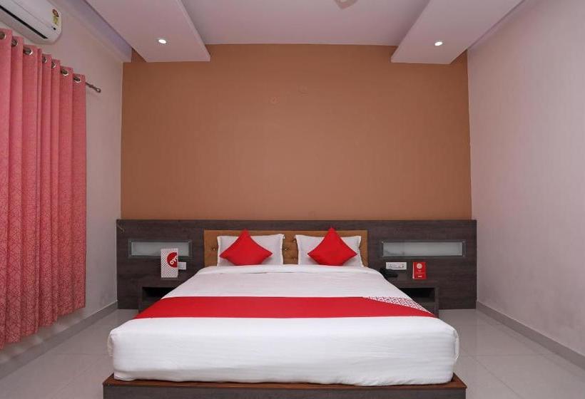 هتل Capital O 19810 Golden Bagh Resort