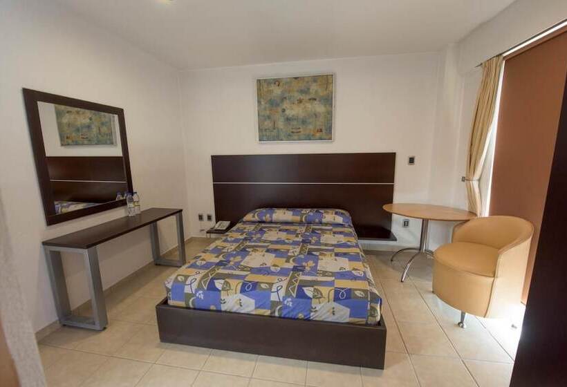 هتل Oaxaca Inn Express