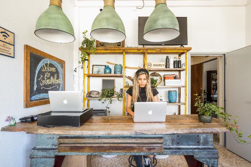 هتل Mute Hostel Milfontes