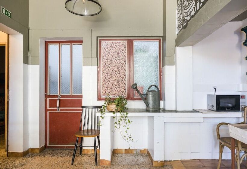 هتل Mute Hostel Milfontes