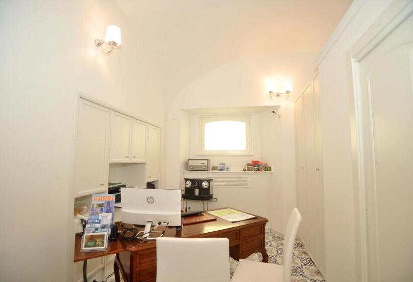 تختخواب و صبحانه Core Amalfitano City Suites