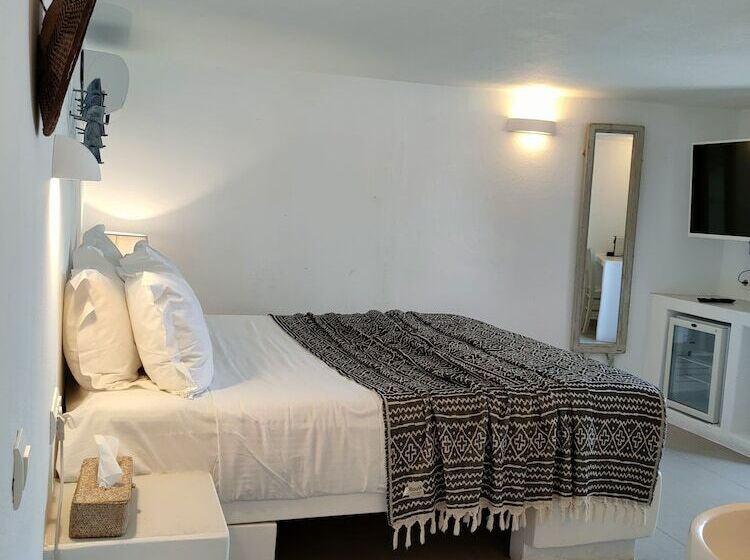 Bohemian Luxury Boutique Hotel   Adults Only