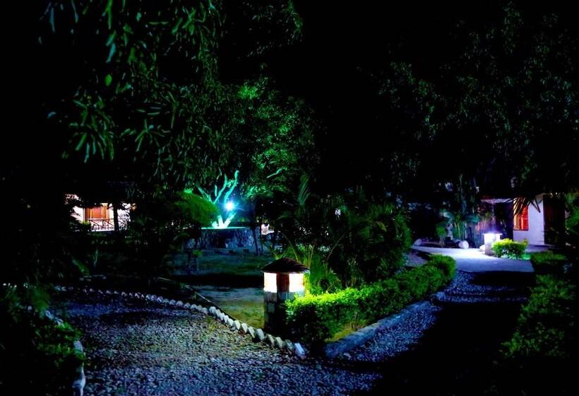 Corbett Wild Resort   A River Access Property