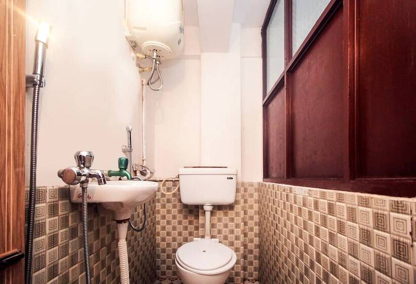 Hotel Batasia Loop By Oyo Rooms