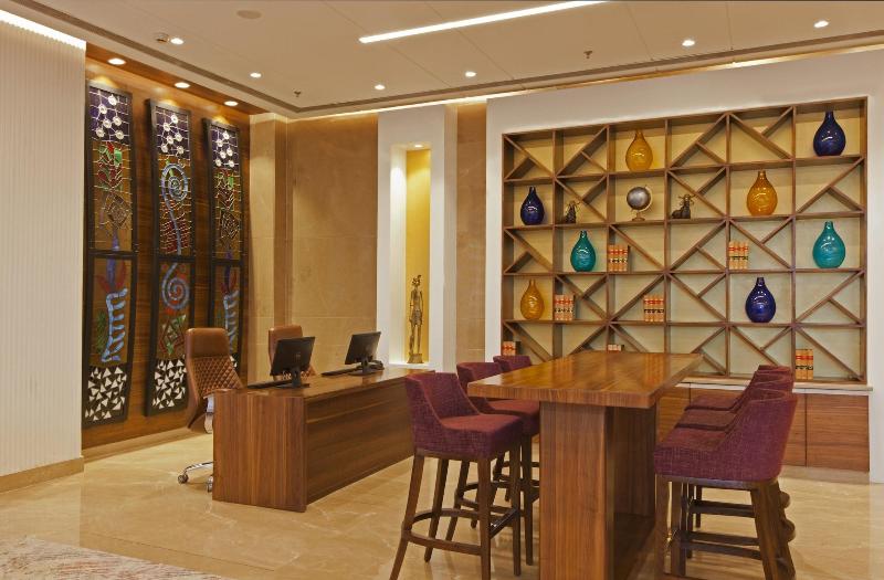 هتل Golden Premier Amritsar