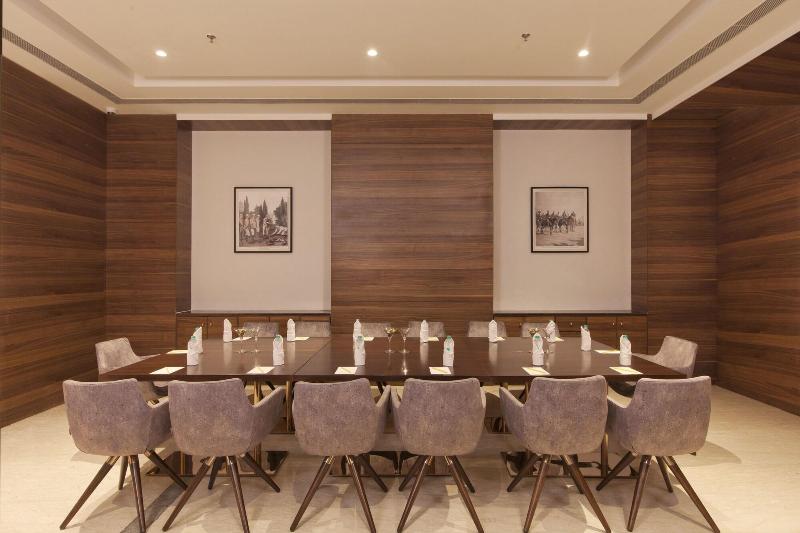 هتل Golden Premier Amritsar