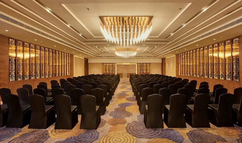 هتل Golden Premier Amritsar