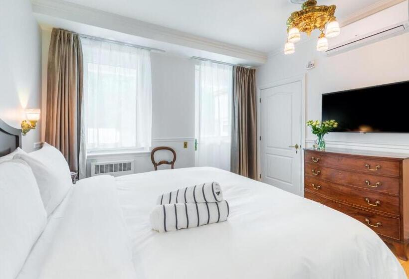 هتل Stonehaven Le Manoir  Relais & Chateaux