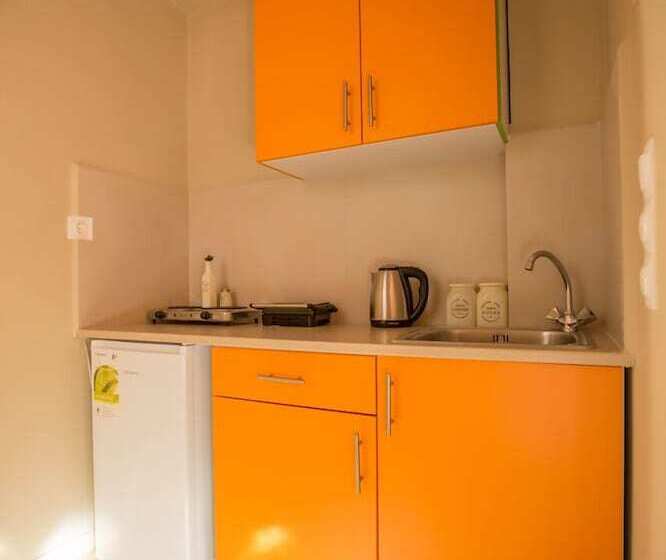 Ilaeira Rooms