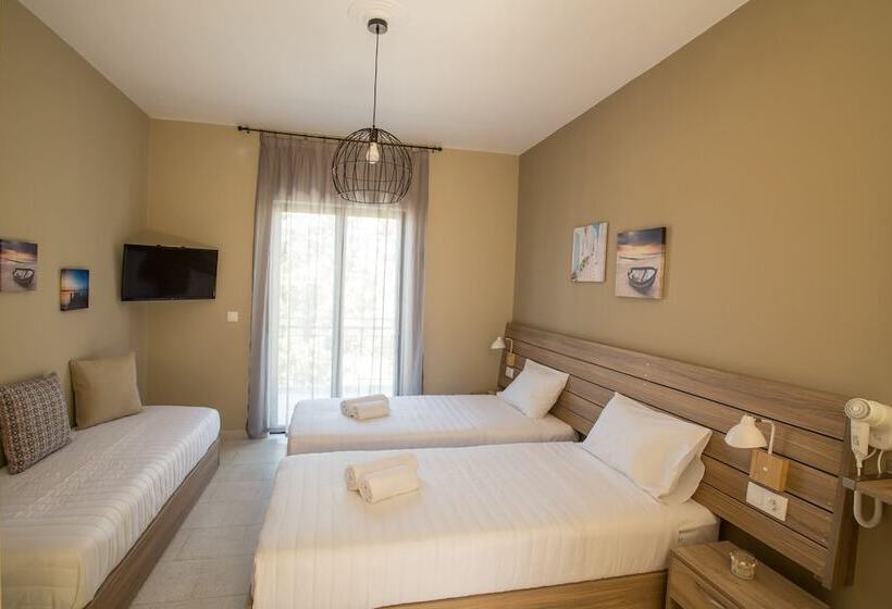 Ilaeira Rooms