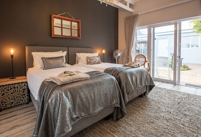 پانسیون Salt Boutique Guesthouse By Curiocity