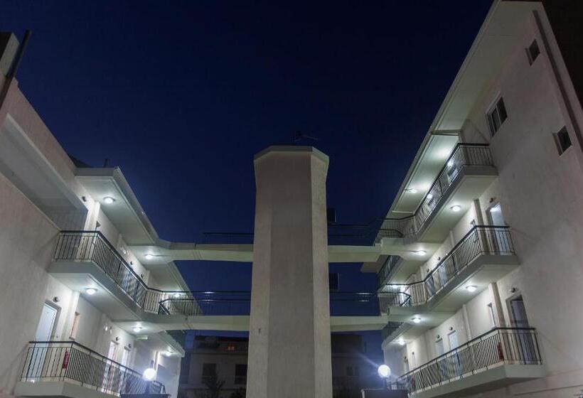 پانسیون Xenion Ioannina