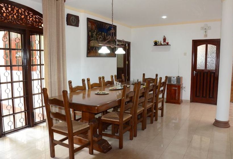 住宿加早餐  Gondolas Holiday Lanka