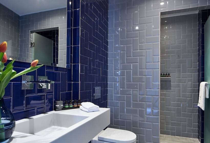 Fotos del hotel Athens4:  30