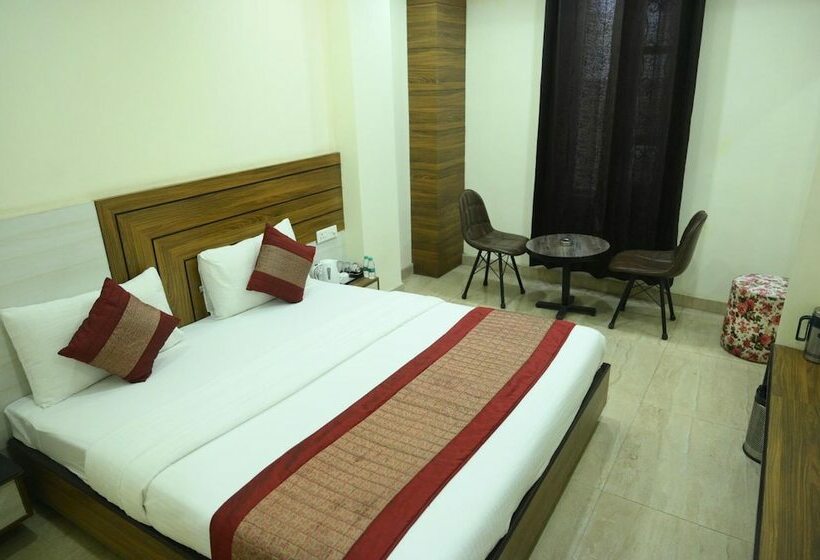 Hotel Grand Kailash