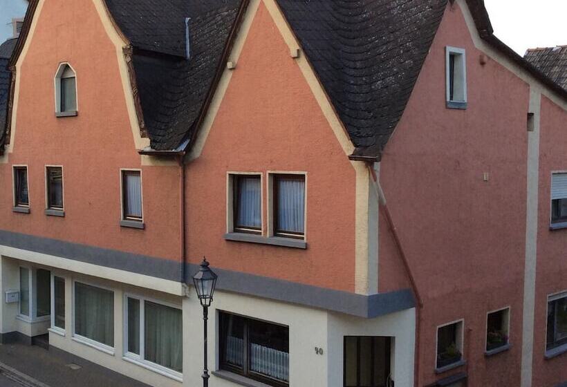 هتل Haus Mittelrhein