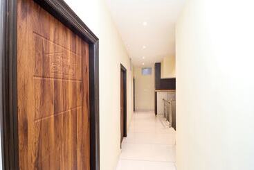 هتل New City Top By Oyo Rooms