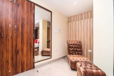 هتل New City Top By Oyo Rooms