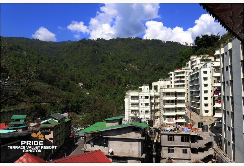 هتل Pride Terrace Valley Resort Gangtok