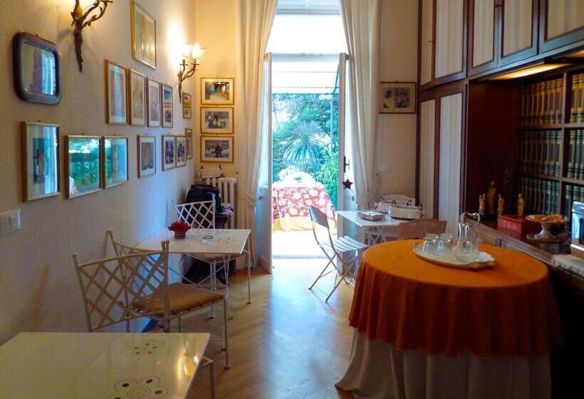 تختخواب و صبحانه La Casa Di Anny Camere Di Charme