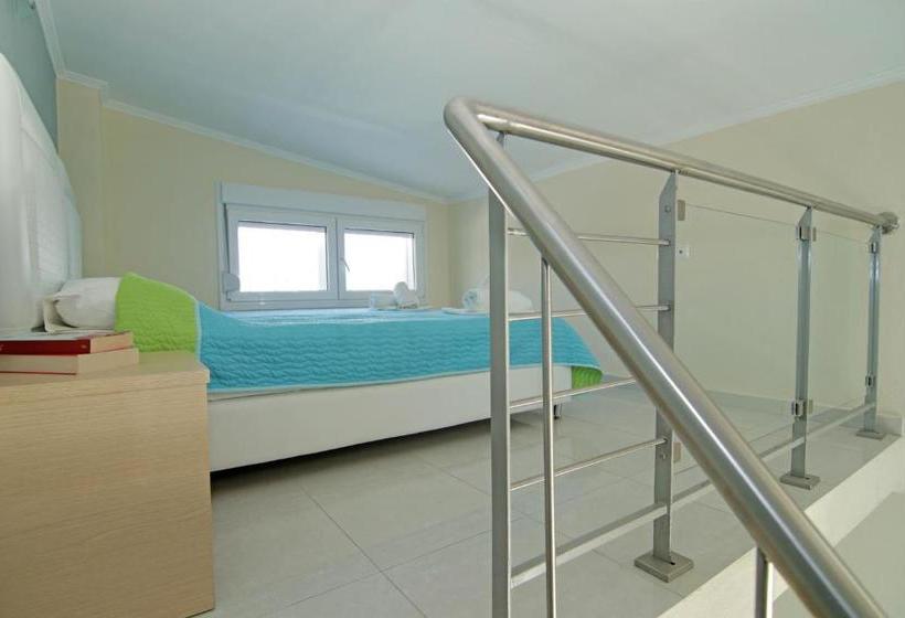 Mavridis Rooms