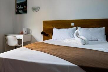 پانسیون Paradise Agua Leve Residential
