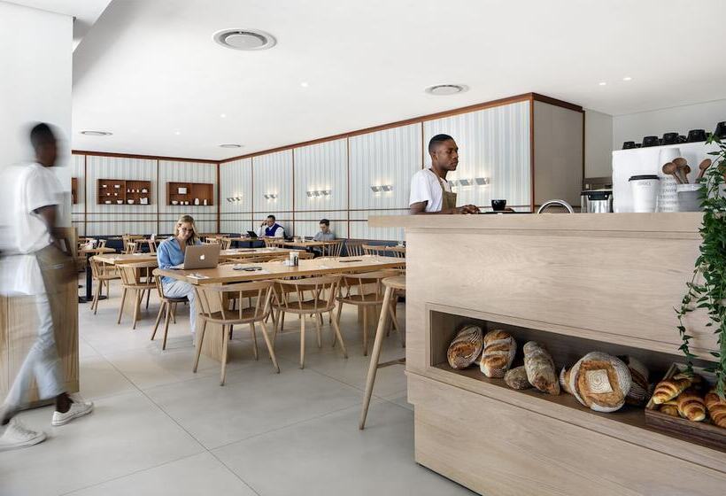 The Onyx Apartment Hotel By Newmark