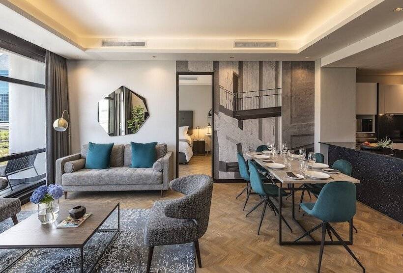 The Onyx Apartment Hotel By Newmark