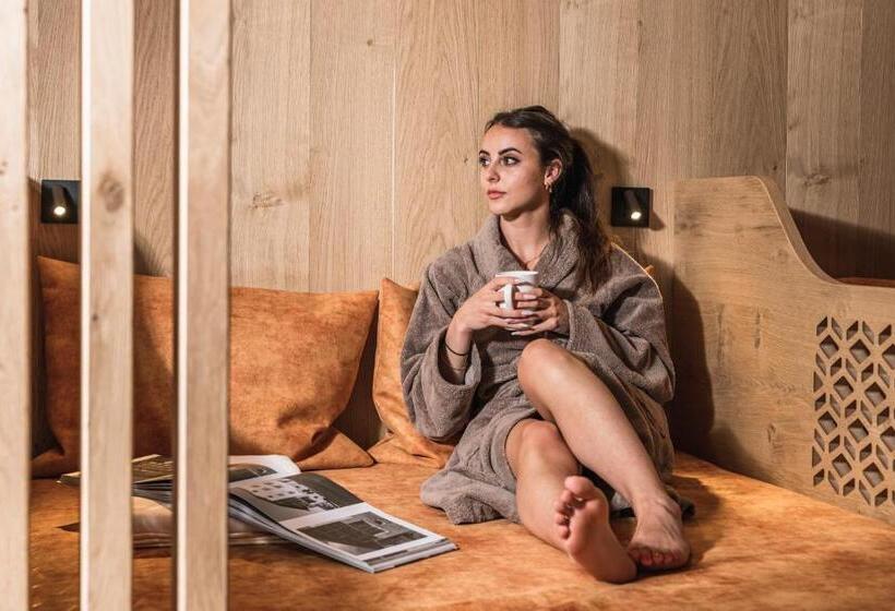 تختخواب و صبحانه Boutique Hotel Planlim