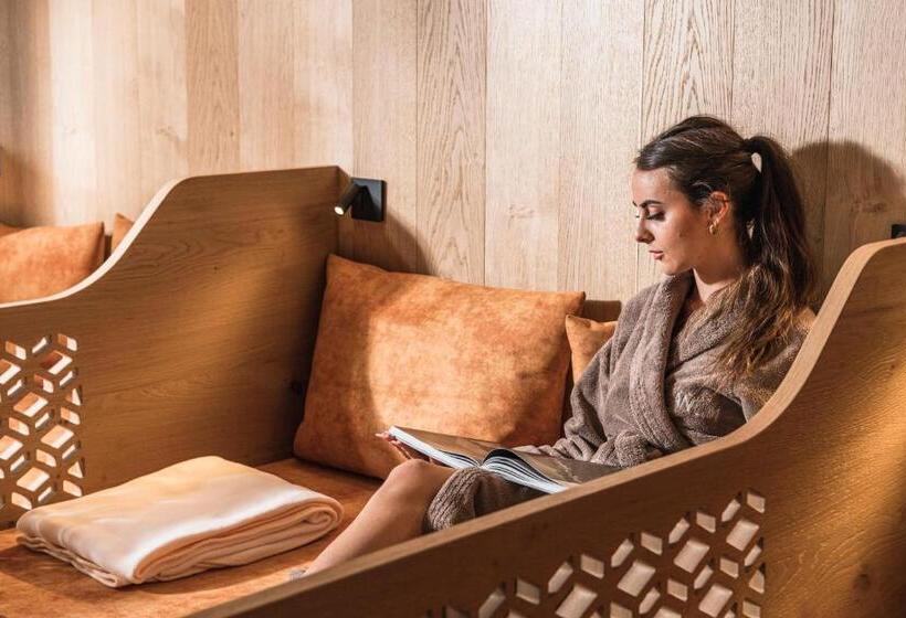 تختخواب و صبحانه Boutique Hotel Planlim