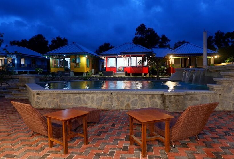 تختخواب و صبحانه Rock And Wreck Dive Resort