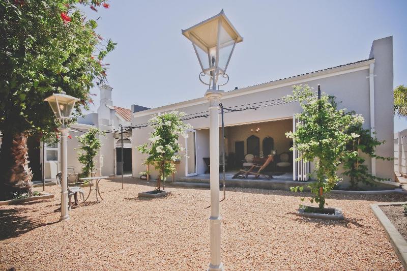 住宿加早餐  The Victorian Strand