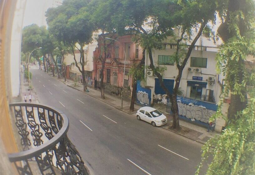 Hostel Lapa 166