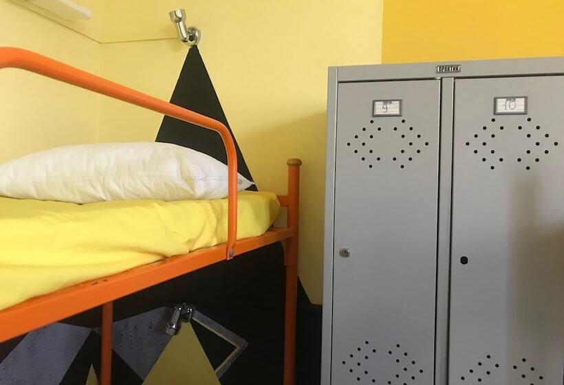 Hostel Orange