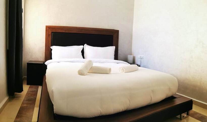 هتل Amwaj