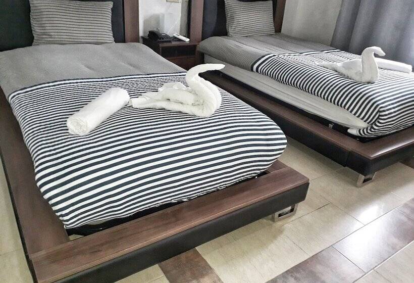 هتل Amwaj
