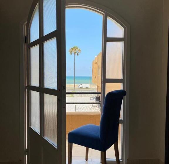 هتل Amwaj
